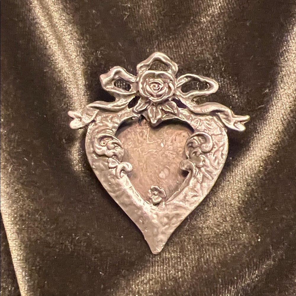 Victorian Inspired Silver Tone Heart-Shaped Brooch w/Rose & Bows